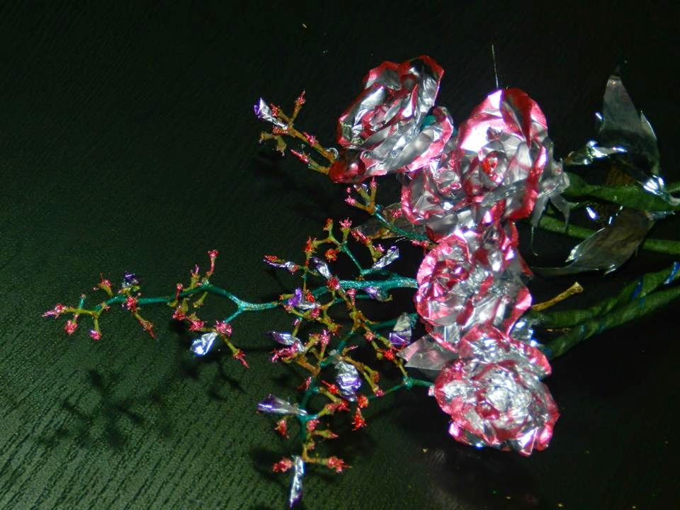 Creative DIY crafts Recycled Flower vase made with aluminium foil