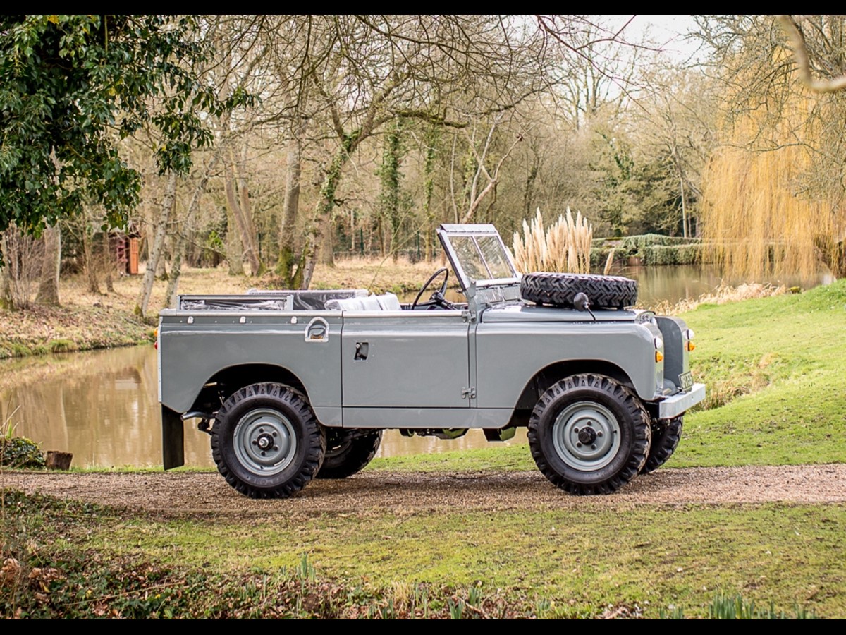 CLASSICS CHATTER AUCTION UPDATES 1968 LAND ROVER SERIES IIA (88