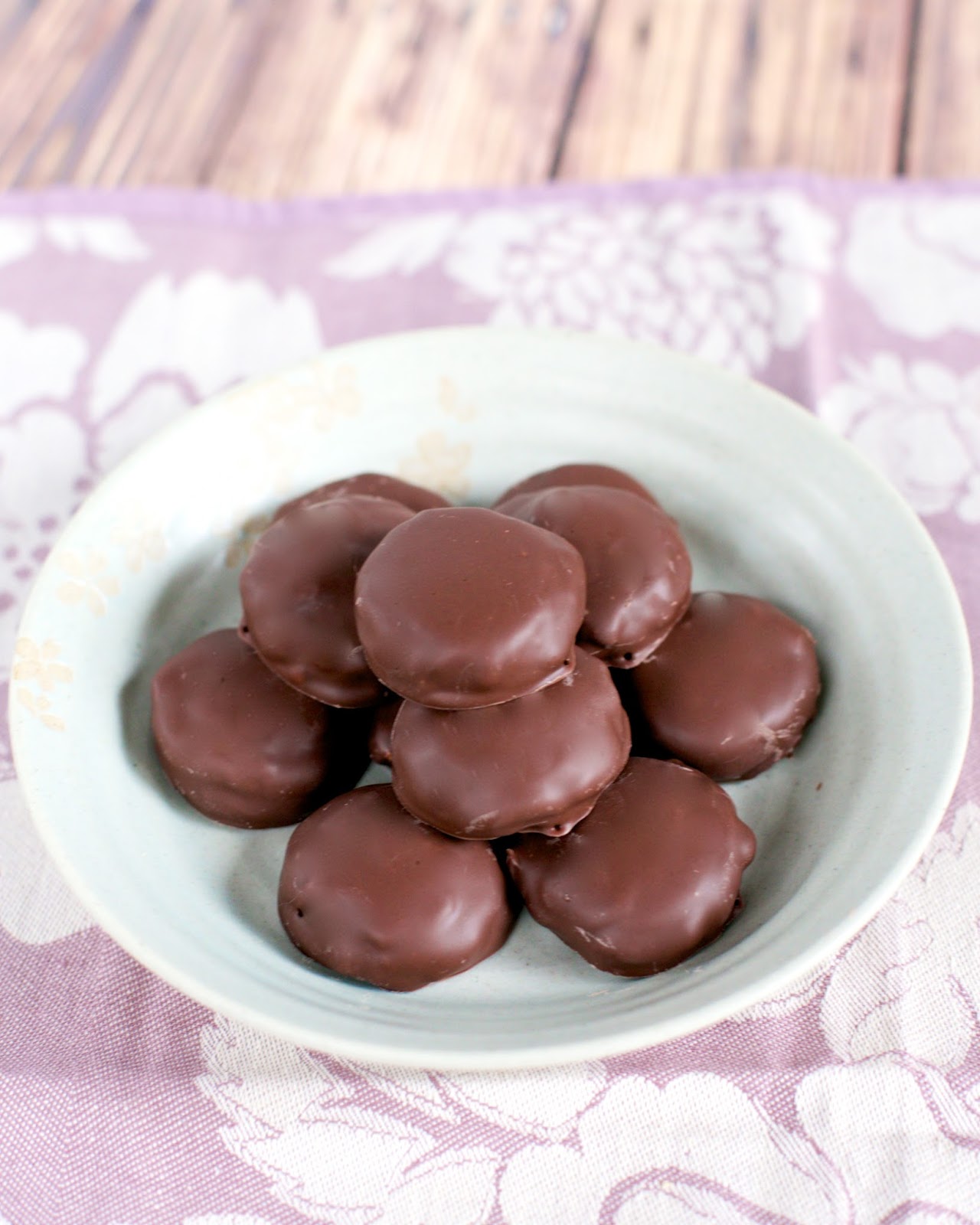 No Bake Homemade Tagalongs {Peanut Butter Patties} Plain Chicken®