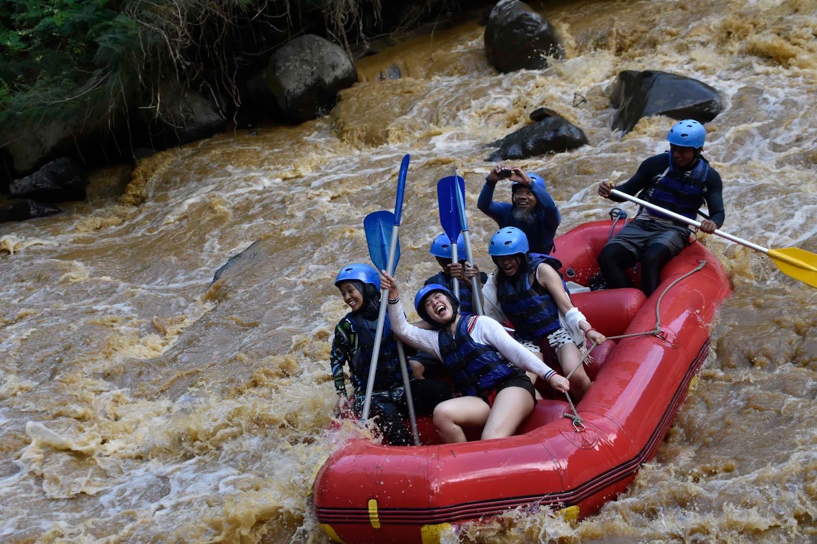 Mengarungi Jeram Sungai Ayung Terpanjang Di Bali Heyspheriks