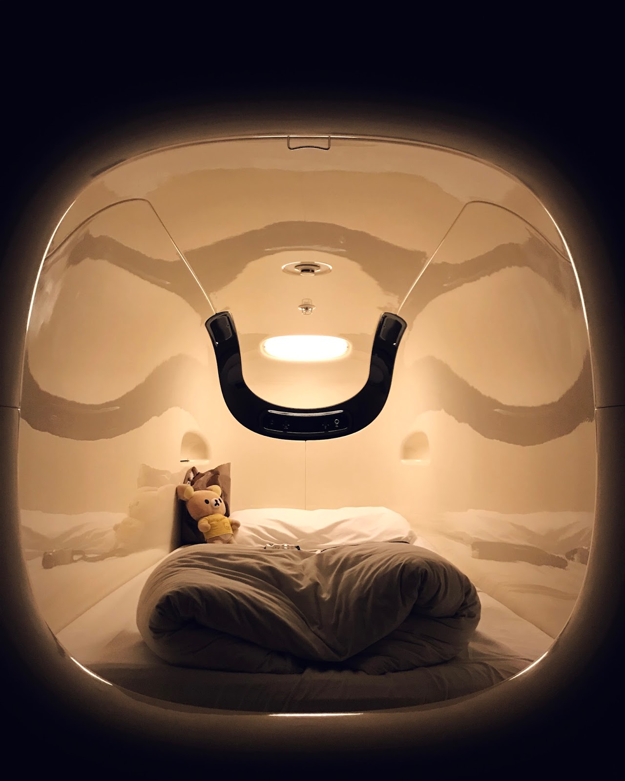 9 Hours Narita Capsule Hotel Review Budget in Tokyo