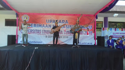 Unitri Sajikan Kesenian Nusantara Saat Upacara Penerimaan Mahasiswa Baru Unitri Sajikan Kesenian Nusantara Saat Upacara Penerimaan Mahasiswa Baru, NTT, Kalbar, IKSPI, Ordik Unitri