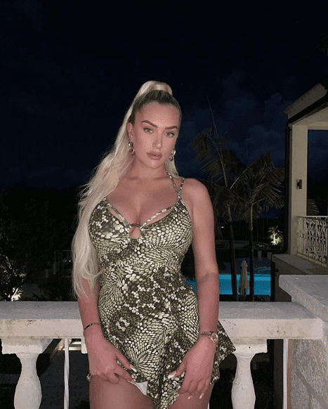Anastasia Karanikolaou Anastasia Karanikolaou