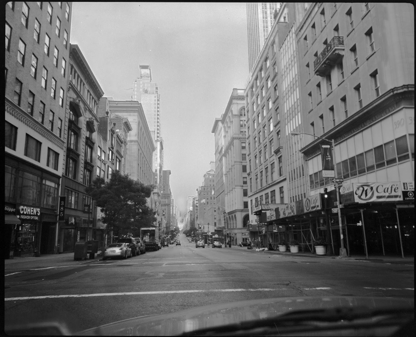 PSWB Portraiture 5th Avenue, looking South from 36 Street, NYC, 2018