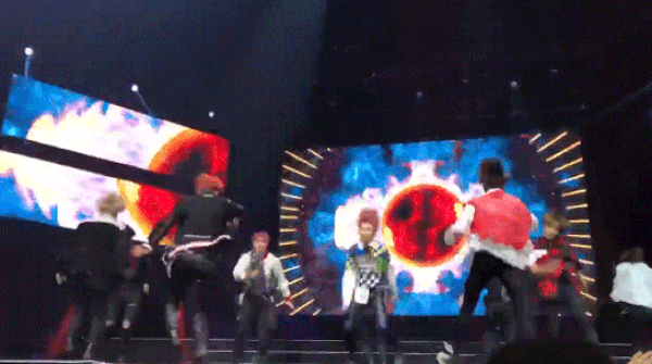 방탄 커버로 무대 불태워버린 남돌 | 인스티즈