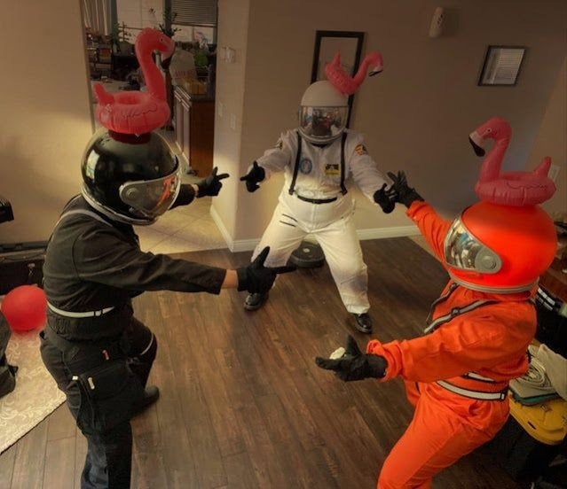 Foto Cosplay Among Us