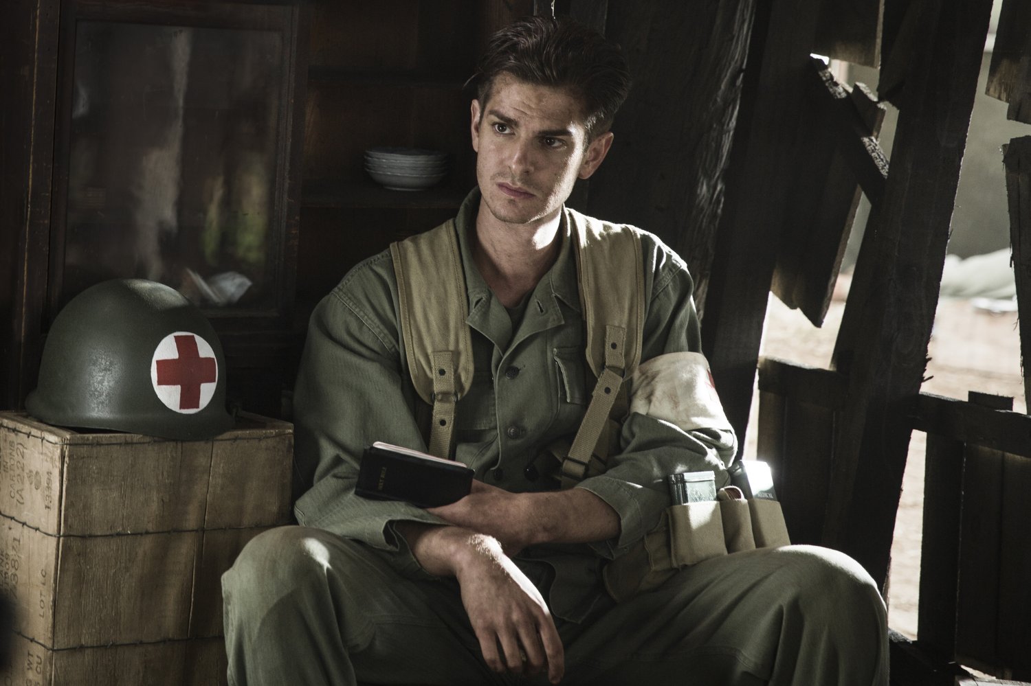 HACKSAW RIDGE Clips, Featurette, Images and Poster The Entertainment Factor
