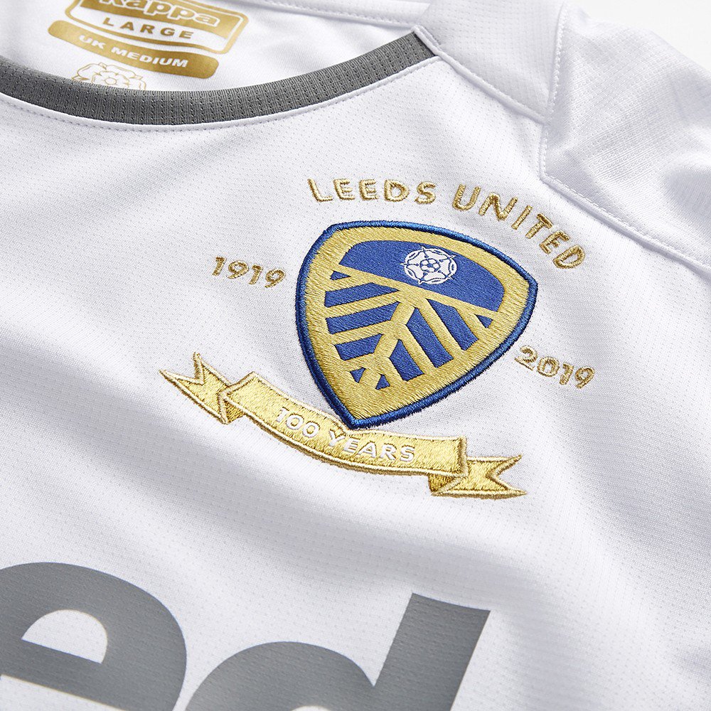 Kappa divulga as novas camisas do Leeds United Show de Camisas