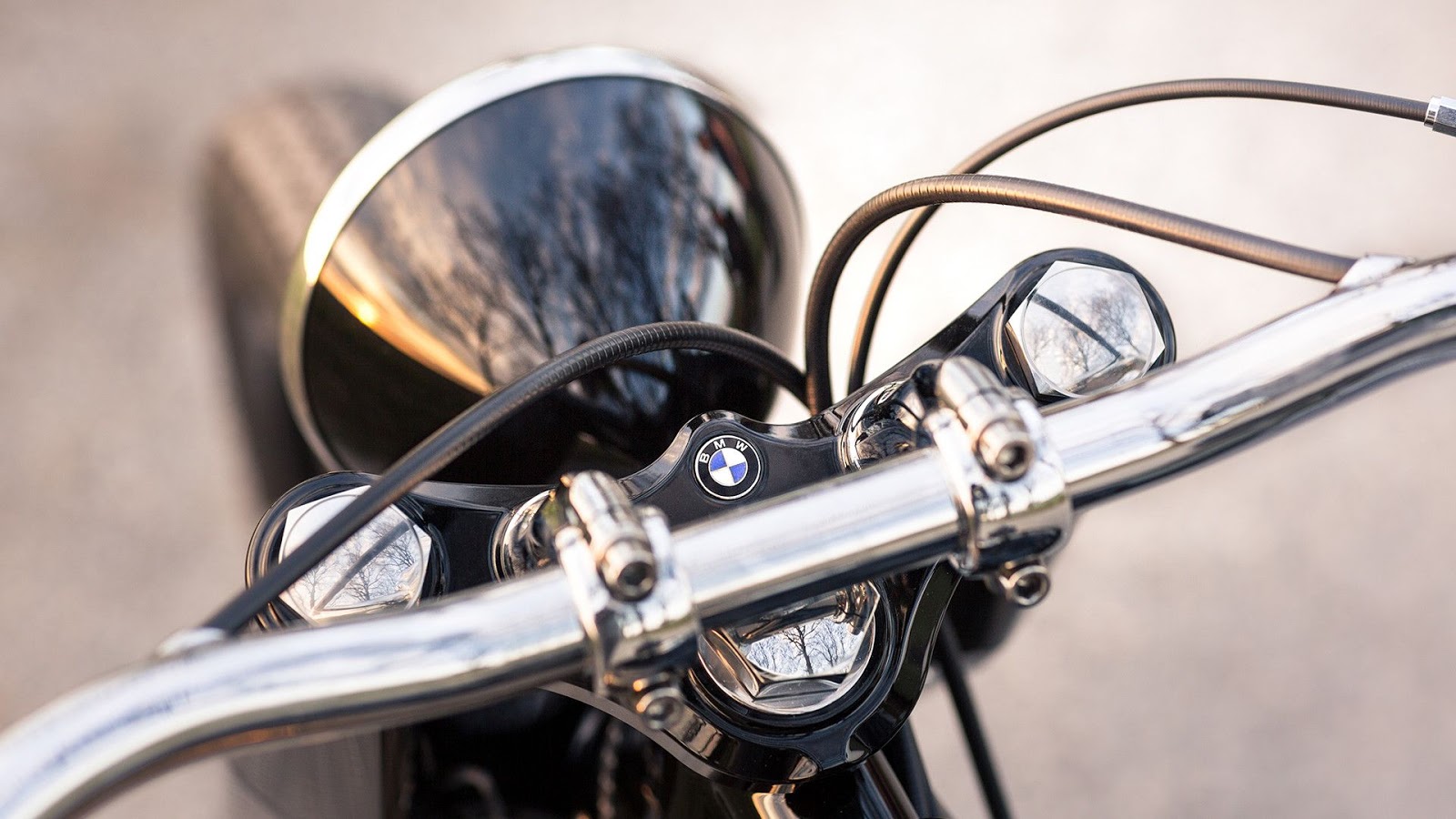 BMW r5 hommage
