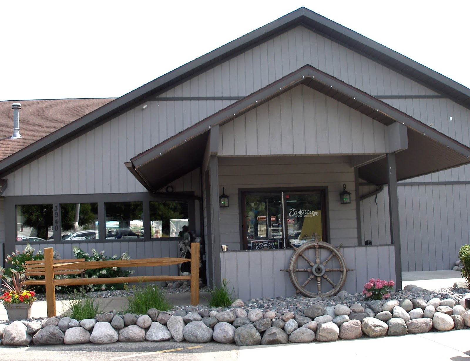 The Unsung Bars of Bay City