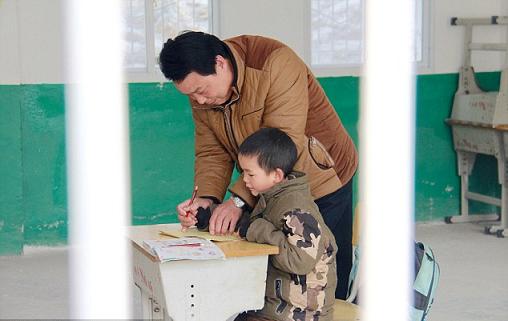one student in a school hubei china