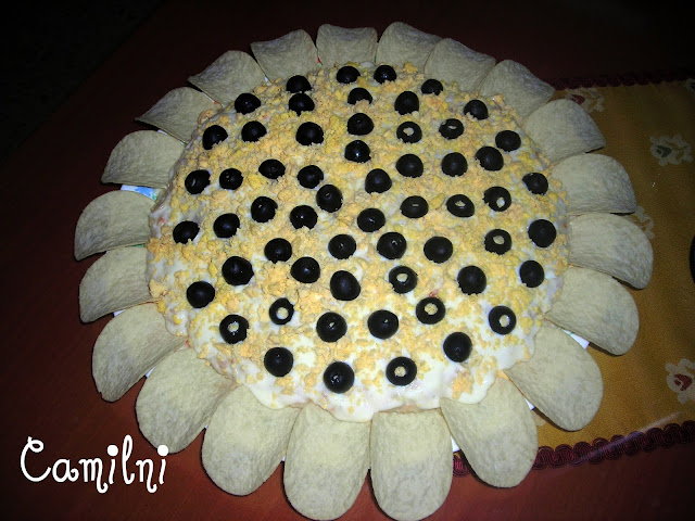 Girasol de ensaladilla (La cocina de Camilni) Girasol de ensaladilla (La cocina de Camilni)