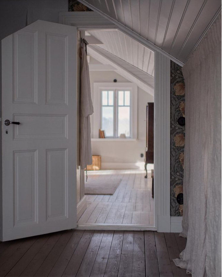 Peek Inside A Dreamy Turn-Of-The-Century Swedish Villa