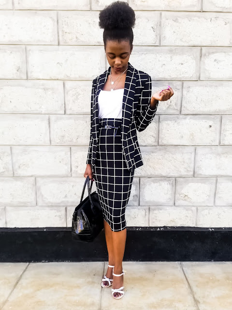 What To Wear To A Job Interview- A Skirt Suit