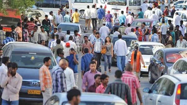  News, Muscat, Gulf, Oman, Indians again become largest expatriate community in Oman 