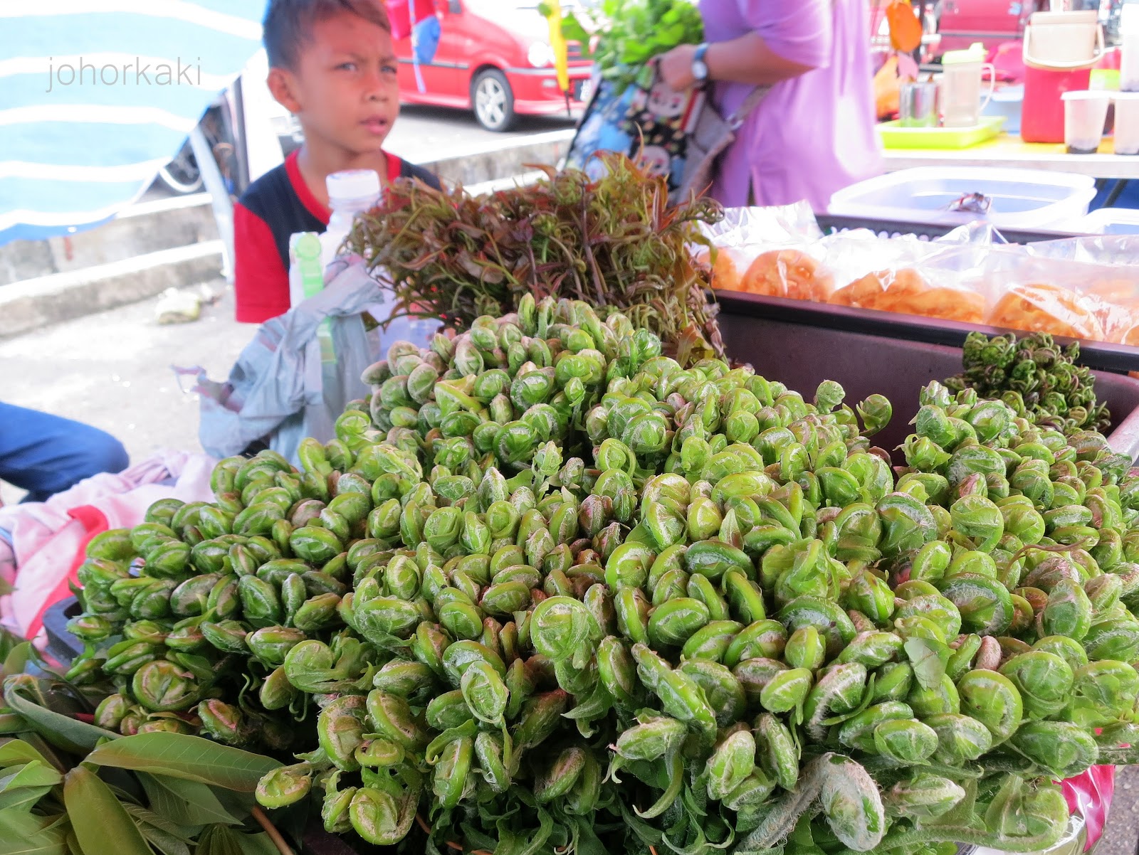Sarawak Market in Johor Bahru (Pasar Borneo) Tony Johor Kaki Travels
