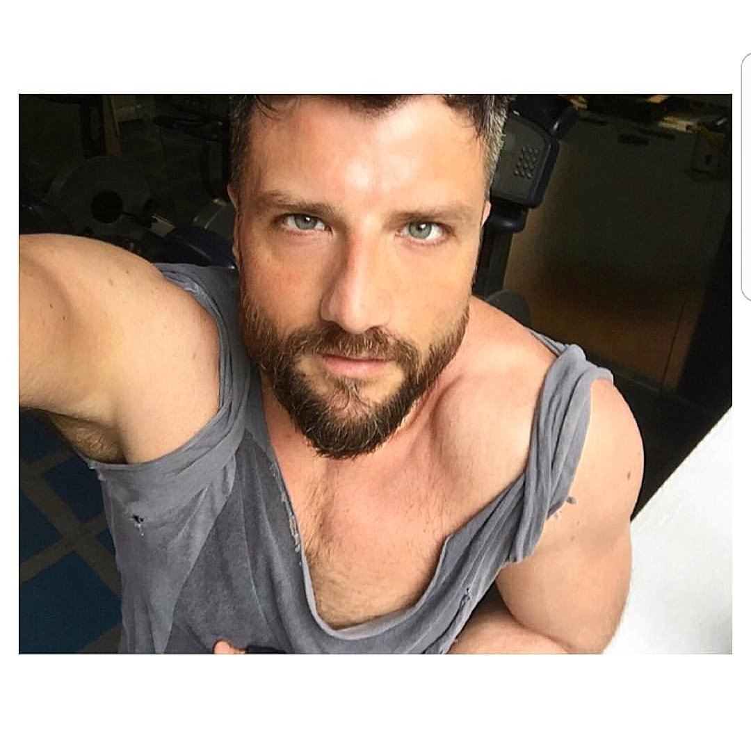 Ecco LE FOTO del fidanzato di Guglielmo Scilla -Willwoosh ... che bono della madonna.