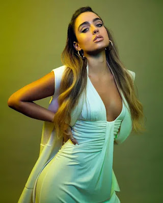 Download Sommer Ray Onlyfans videos, images, best wiki biography 2022, boyfriend,