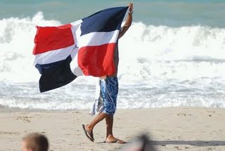 Reafirma tu Dominicanidad,y saca tu Bandera