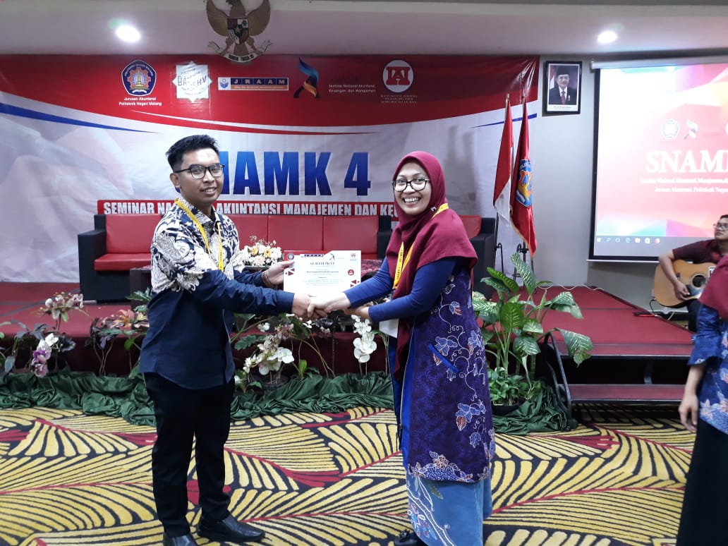 Melawan Dosen Mahasiwa Manajemen Berprestasi Lpm Papyrus Jujur Dan Berani