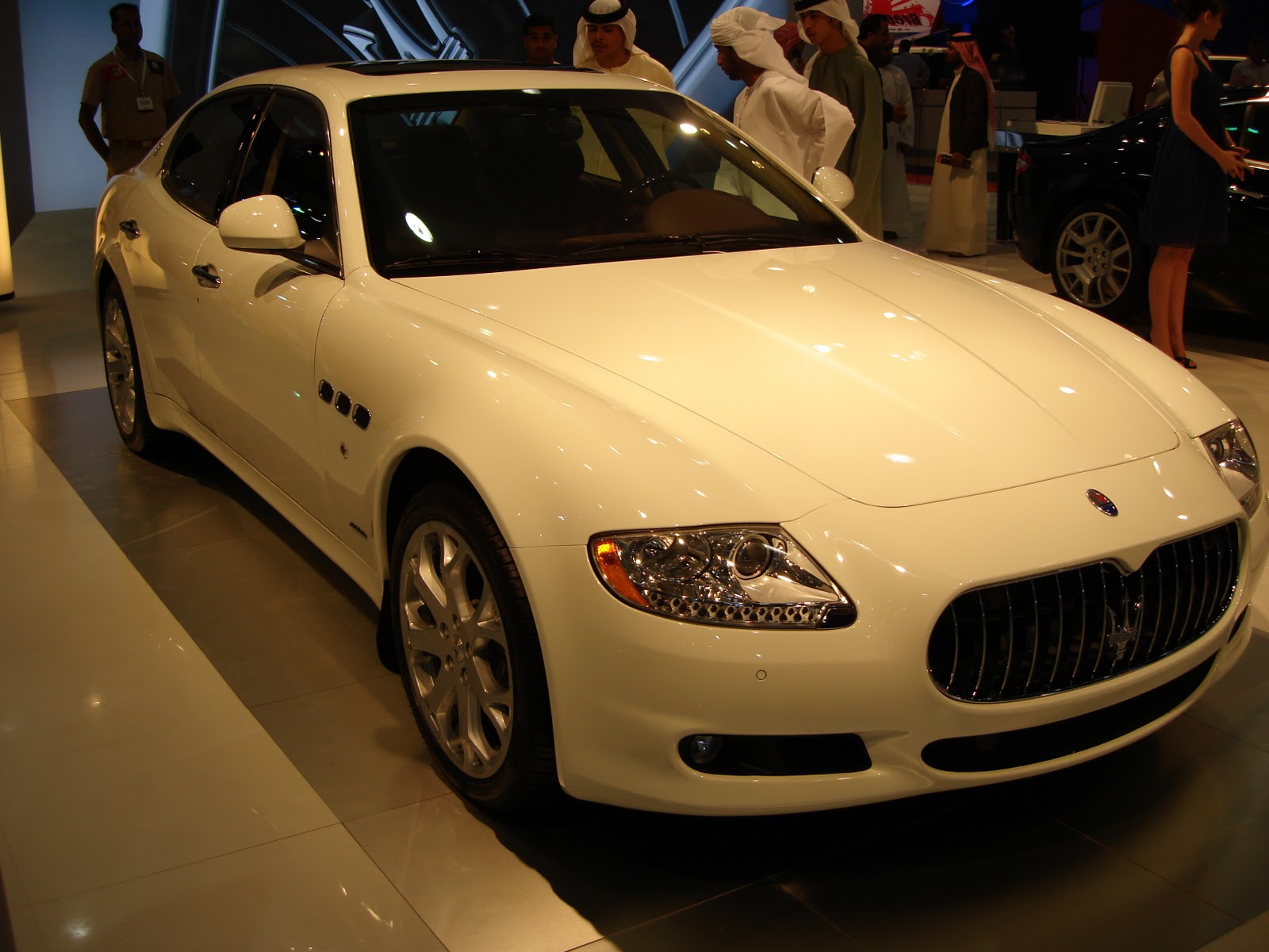 Maserati quattroporte реклама