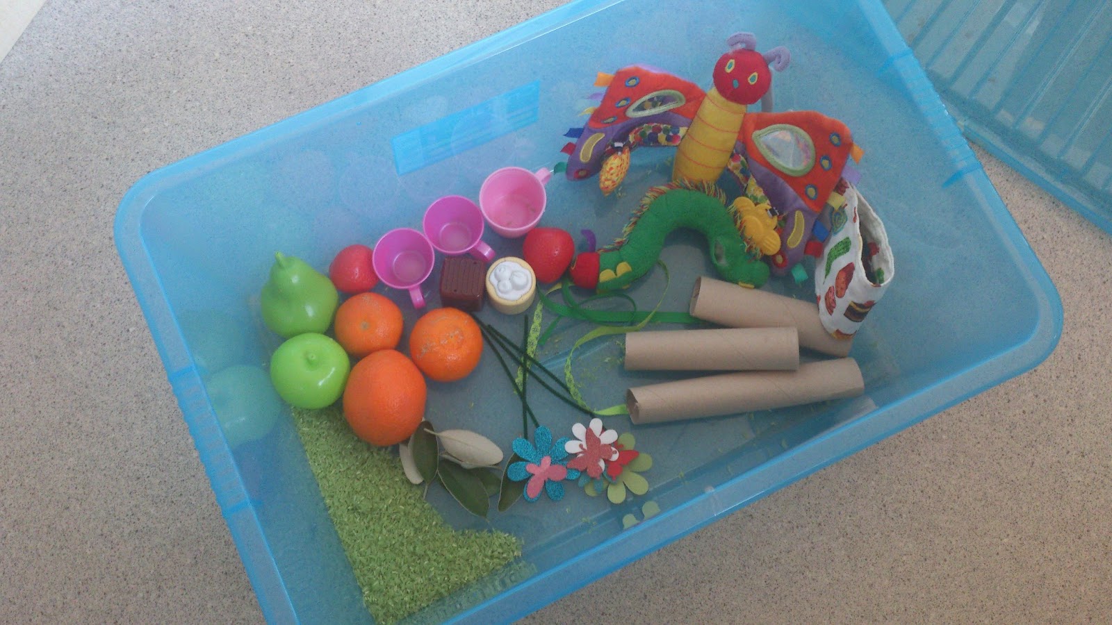 MummyDactyl The Very Hungry Caterpillar Sensory Fun