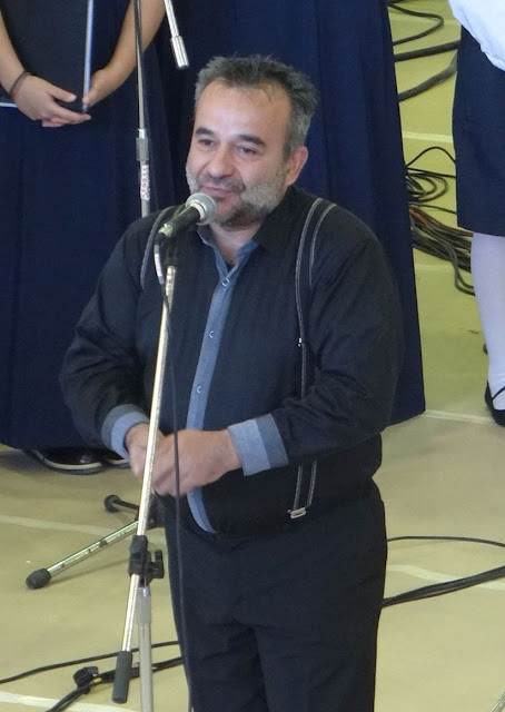 ΒΗΜΑ...τίζοντας: Μία ξεχωριστή εκδήλωση από τα τρία Δημοτικά σχολεία του Αιγινίου ΒΗΜΑ...τίζοντας: Μία ξεχωριστή εκδήλωση από τα τρία Δημοτικά σχολεία του Αιγινίου