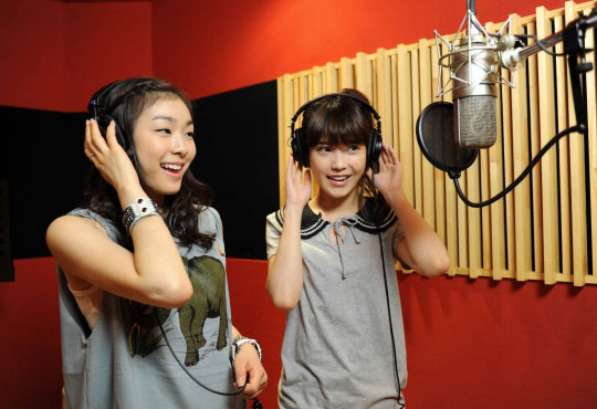 ...for their much-anticipated duet track for SBS’s "Kiss & Cry&quo...