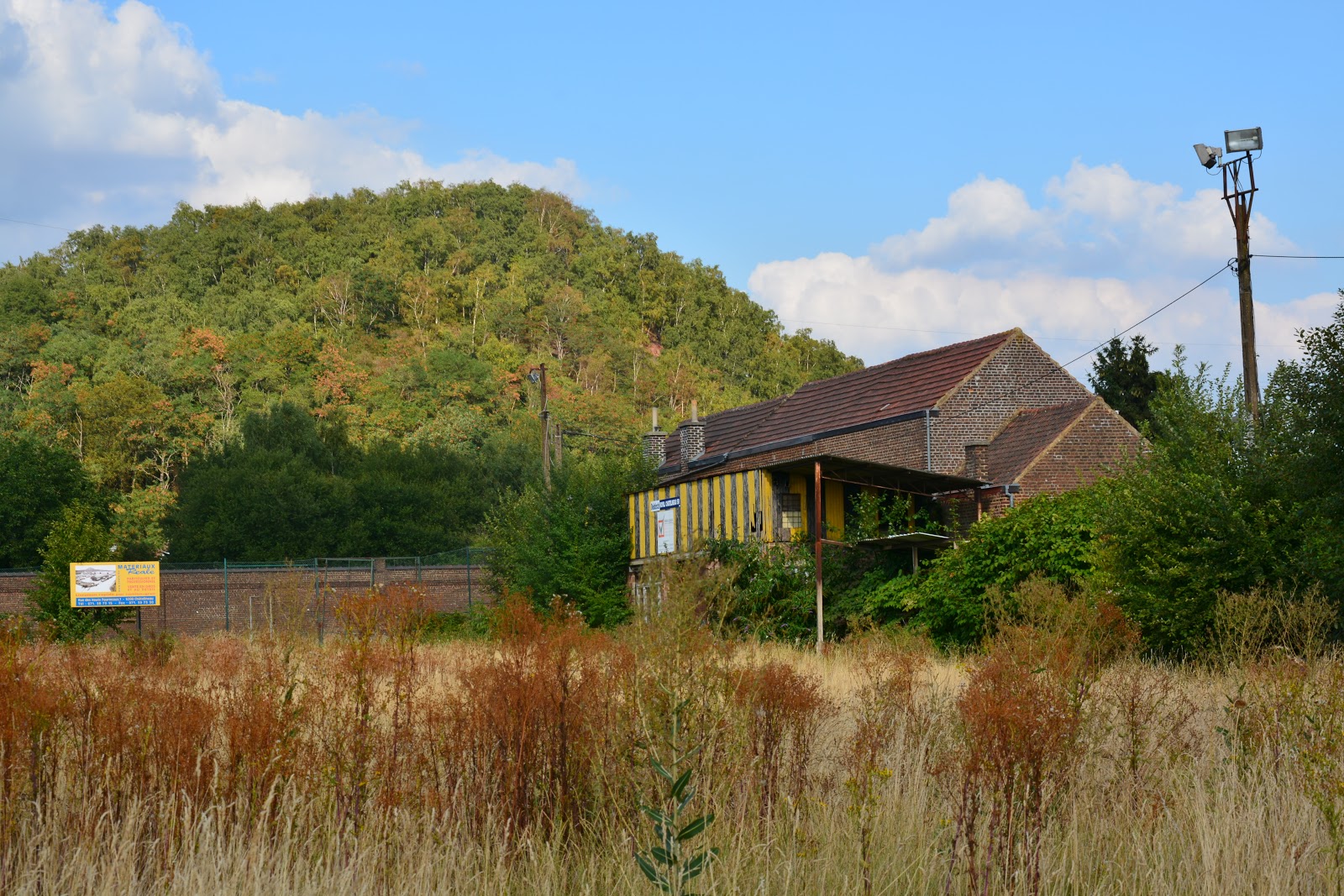 Extreme Football Tourism BELGIUM R Châtelineau Sport (19252009)