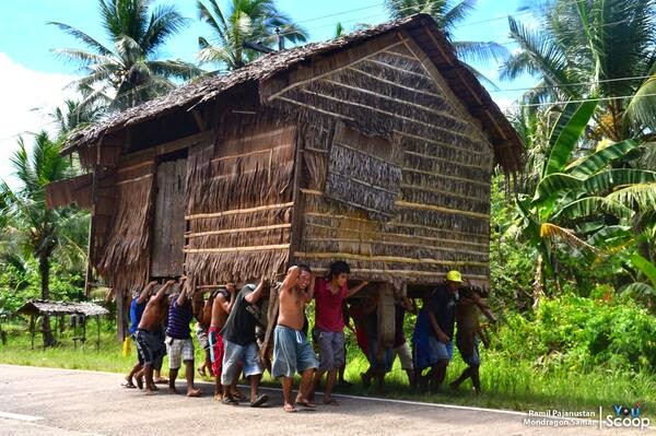 Filipino: komentaryo ng kultura,paniniwala,at pagiging pilipino