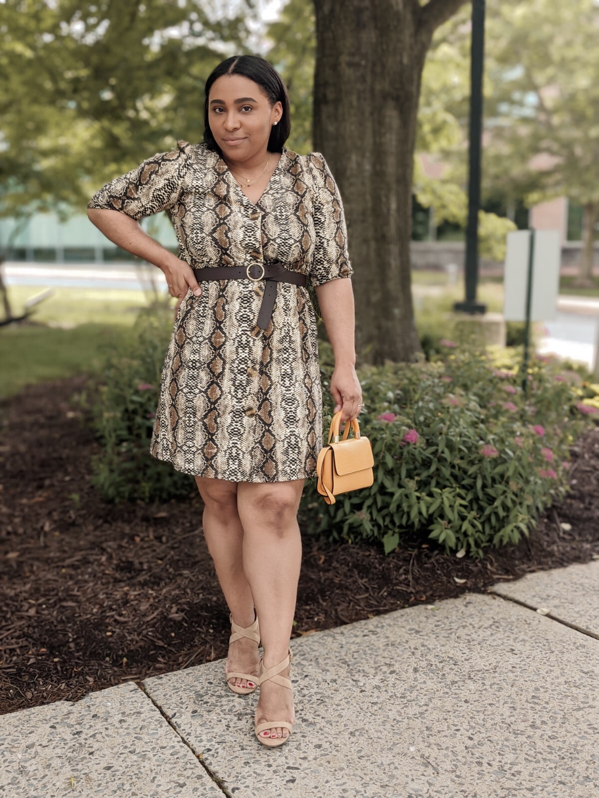 dress lilly, printed dress, snake print dress, how to style animal print, different ways to wear animal print, pattys kloset, summer outfit ideas, summer dresses