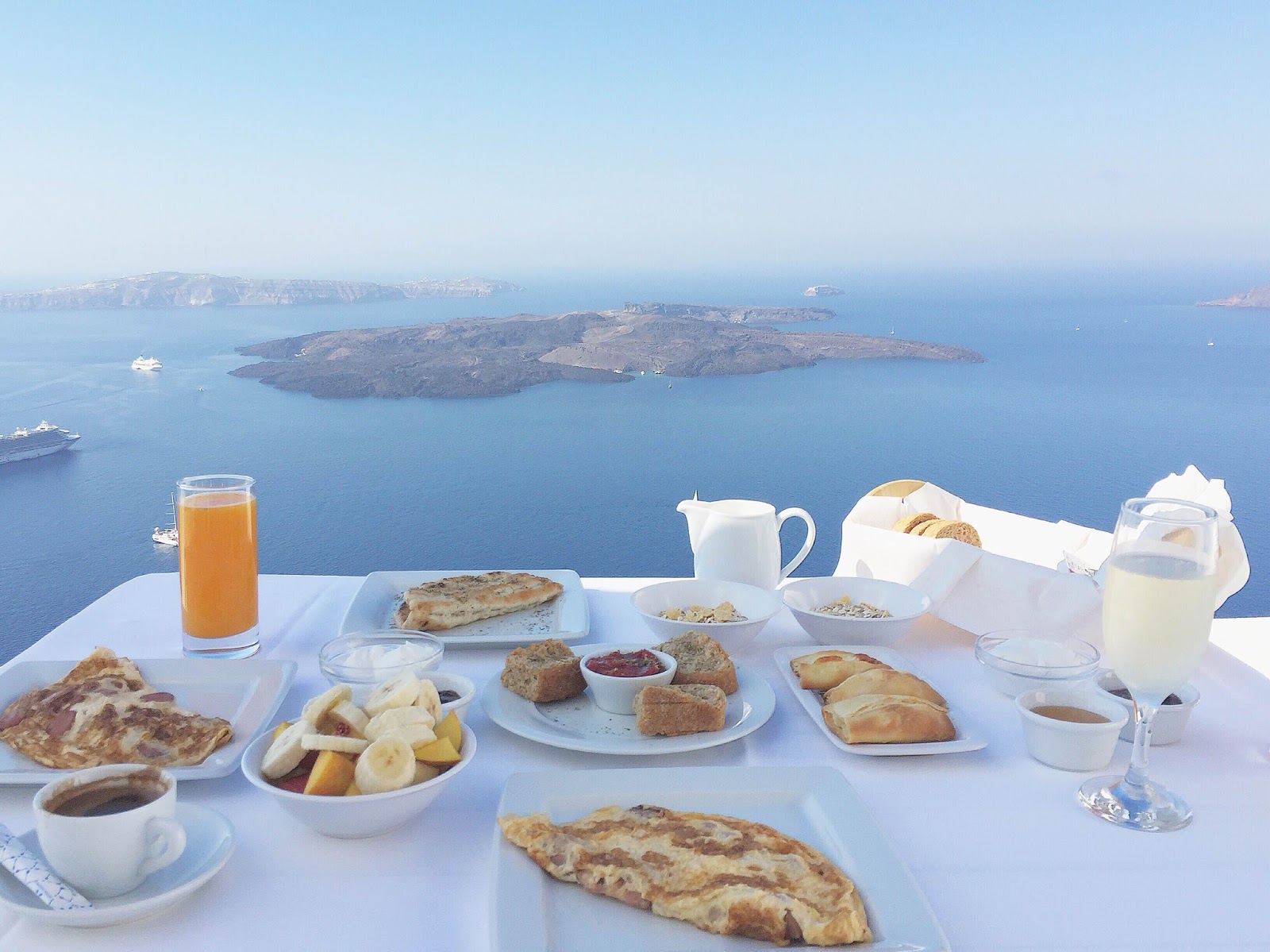 Santorini Греция завтрак на море