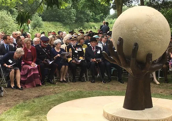 Countess Sophie of Wessex wore ROKSANDA dress. The Countess is Patron of The Nursing Memorial Appeal and Queen Alexandra’s Nursing Corps