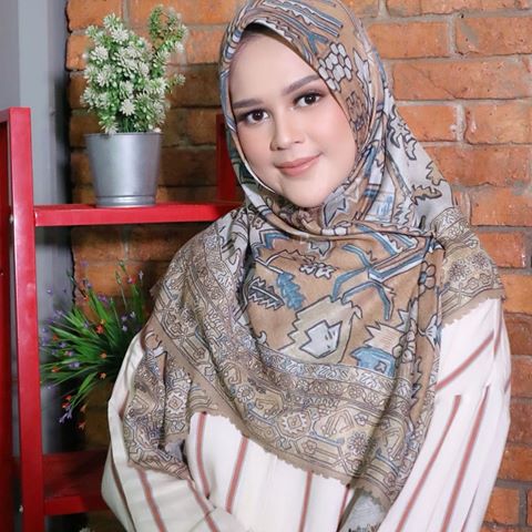 cut meyriska ig, cut meyriska dan roger, cut meyriska dulu, cut meyriska menikah, roger danuarta, cut meyriska teuku rizky novaldy, biodata cut meyriska dan roger danuarta, youtube cut ratu meyriska.