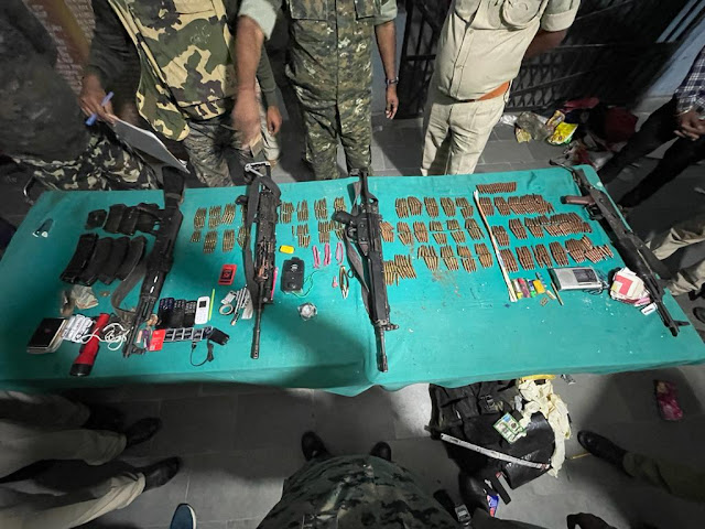 Gaya Me Police Ne Pakadi Banduk Aur Kartus, anjnewsmedia online, anjmedia