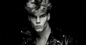 Tales of West Hollywood: Nude Photos of Craig Sheffer, Maybe