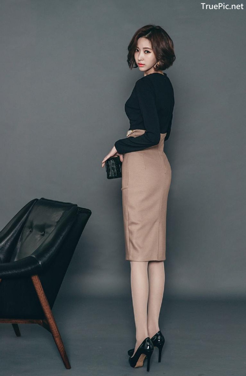 Image Ye Jin - Korean Fashion Model - Studio Photoshoot Collection - TruePic.net - Picture-18