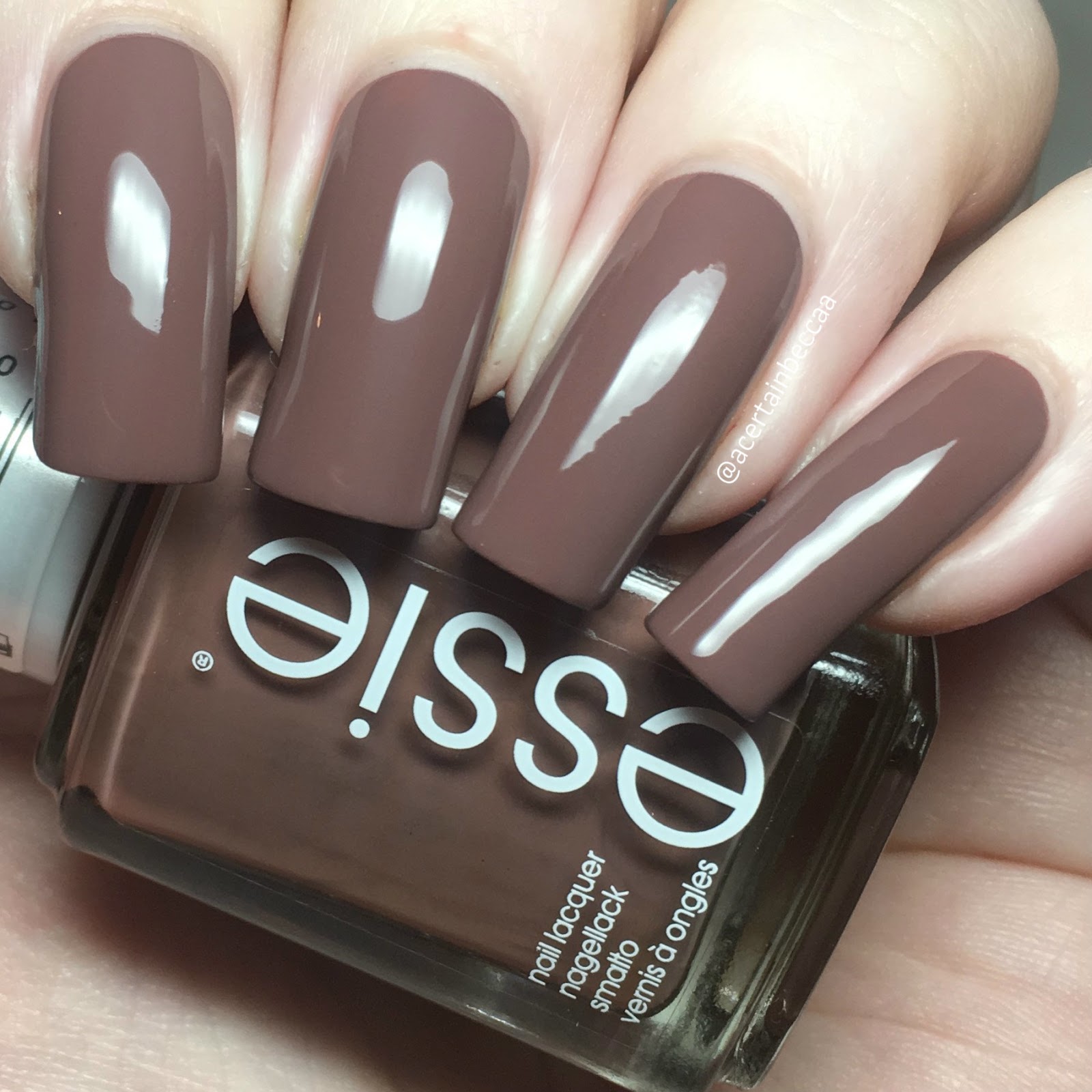 A Certain Becca Nails Essie Advent Calendar 2017 Days 17