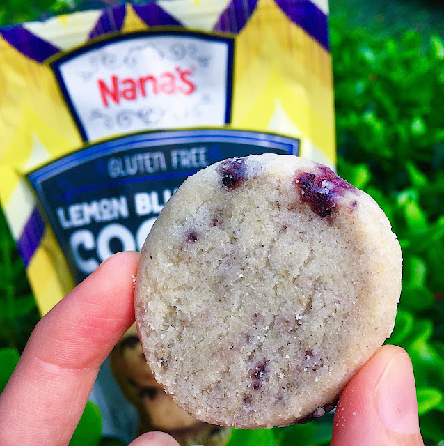 AD: Craving the best #glutenfree cookies on the market? Check out this round up of 13 #celiac safe cookies, with #keto, #vegan and #paleo options.