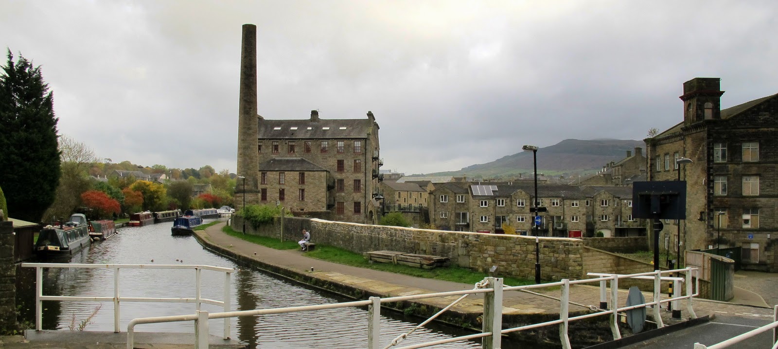The Adventures of Skooby Blue (and Simon too) Skipton & Skipton Castle