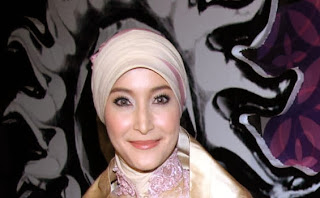 5 Artis Panas di Industri Film Dewasa Yang Memilih Untuk Bertobat ~ aneh unik