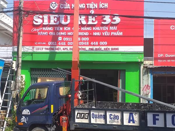 Thi công bảng hiệu Alu mặt dựng Alu giá rẻ tại Phú Quốc