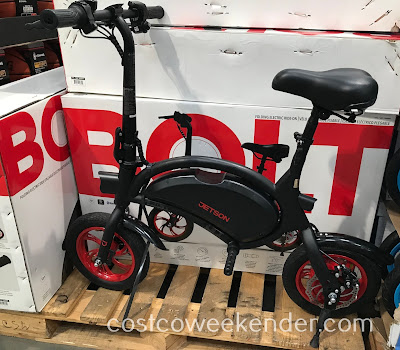 Easily commute to work or go around town with the Jetson Bolt Folding Electric Ride-On
