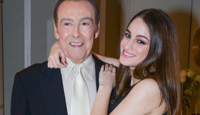  Τόλης Βοσκόπουλος: Το δώρο που ζήτησε να δώσουν στην κόρη του Μαρία μετά τον θάνατό του