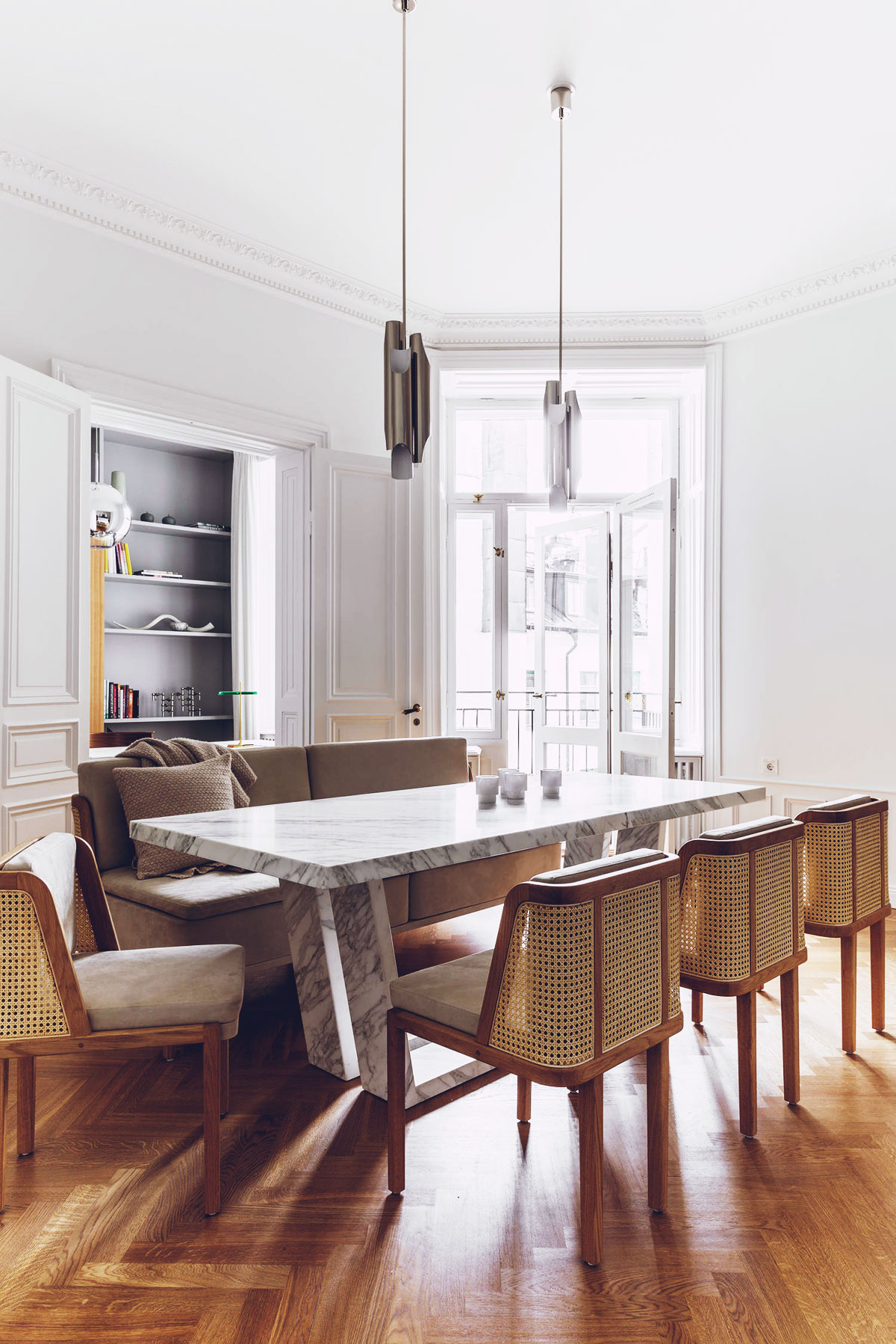 Décor: A Stunning 19th Century Swedish Apartment in Strandvägen, Stockholm