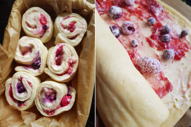  Fruchtigen Hefeschnecken mit Quark und Beeren