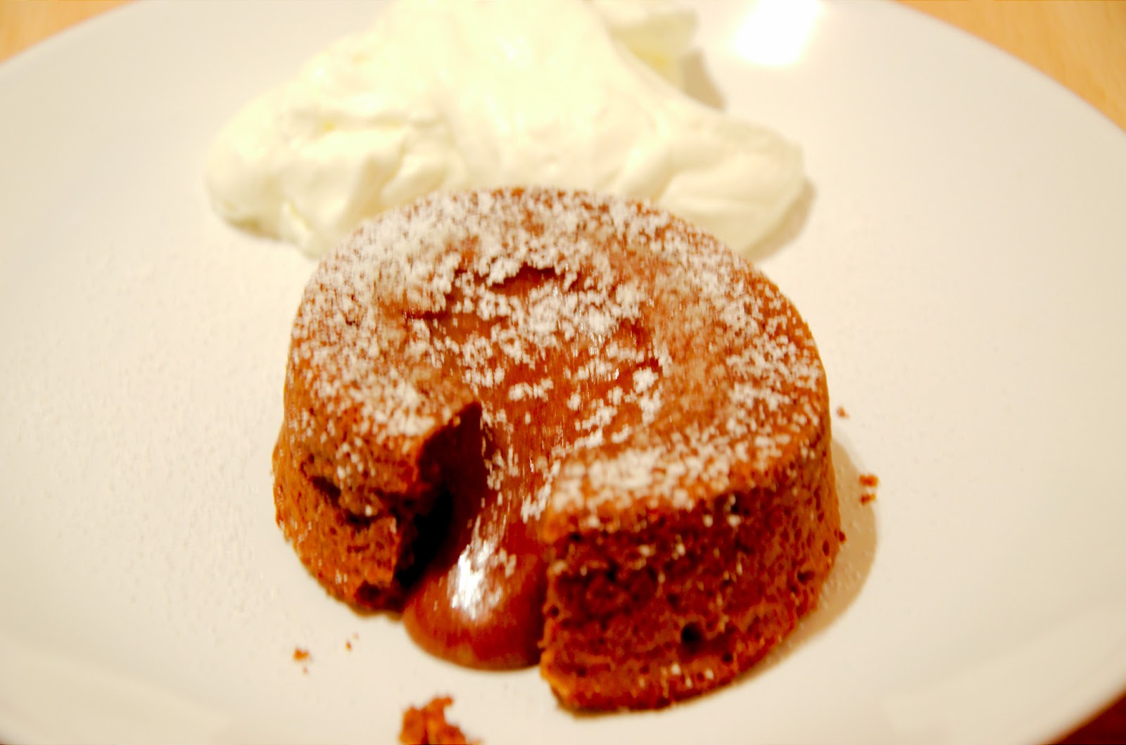 Lemo&amp;#39;s Universe: Kleiner Schokoladenkuchen mit flüssigem Schokokern