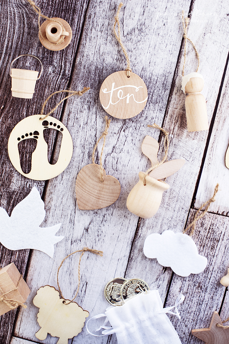 Pen + Paper Flowers: CHRISTMAS | 25 Days of Christ Advent Devotional