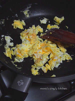 scrambled egg dengan hard&light