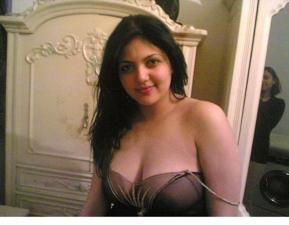 Sexy Persian Gallery 22